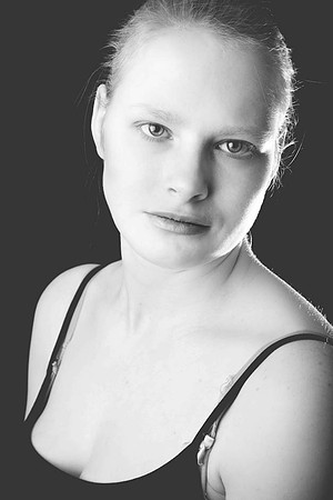 Christina-Clare Photography \ Headshot Portraits