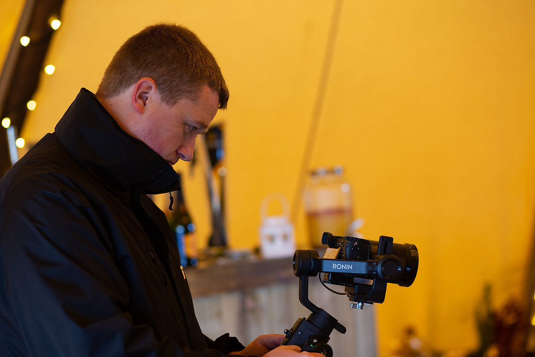 Behind The Scenes (16)